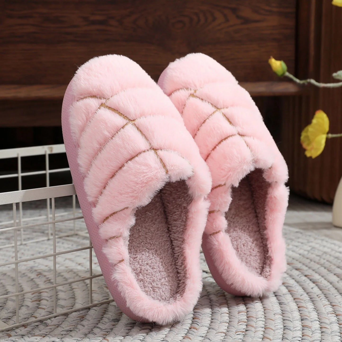 Maria's Concha Slippers